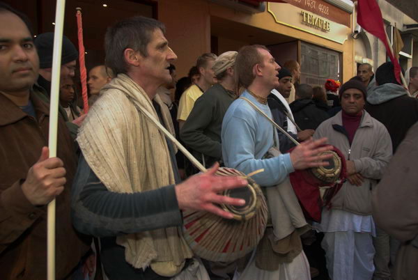 Hare Krishna Gaura Purnima Procession &copy; 2007, Peter Marshall