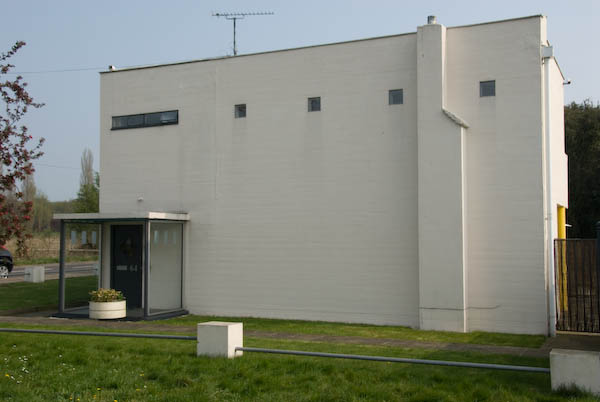 Gidea Park (C) 2007, Peter Marshall