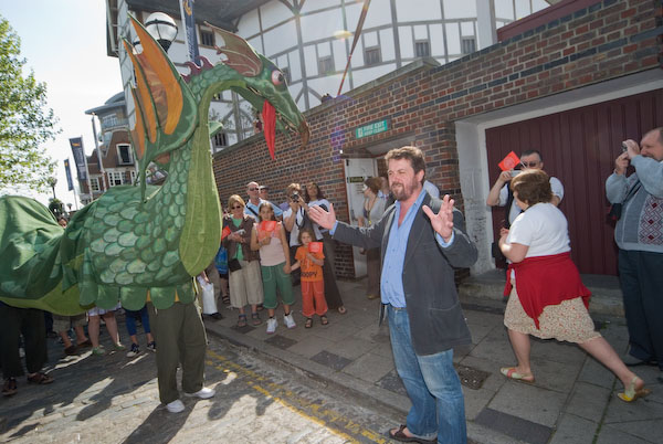 Shakespeare's Birthday - Globe Theatre &copy; 2007, Peter Marshall