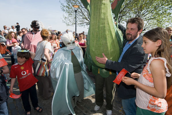 Shakespeare's Birthday - Globe Theatre &copy; 2007, Peter Marshall
